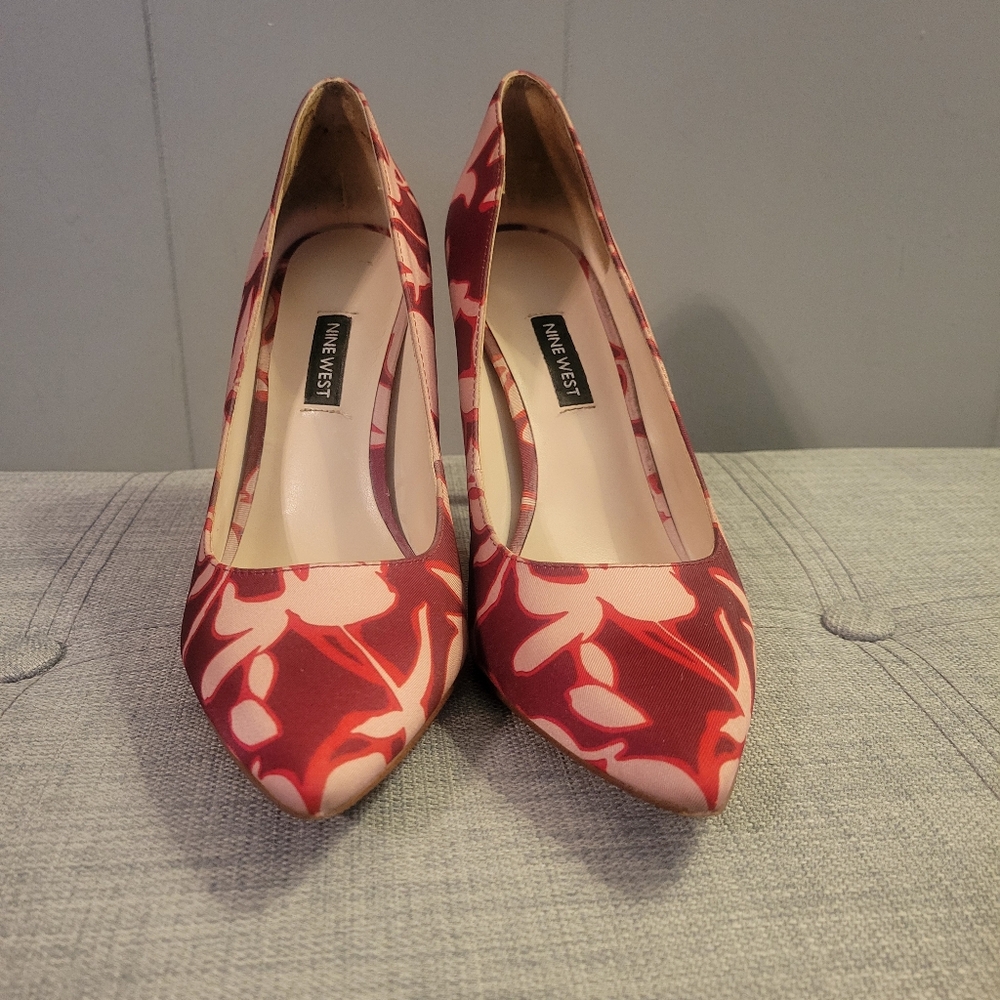 Red Multicolor Heels - Picture 2 of 3